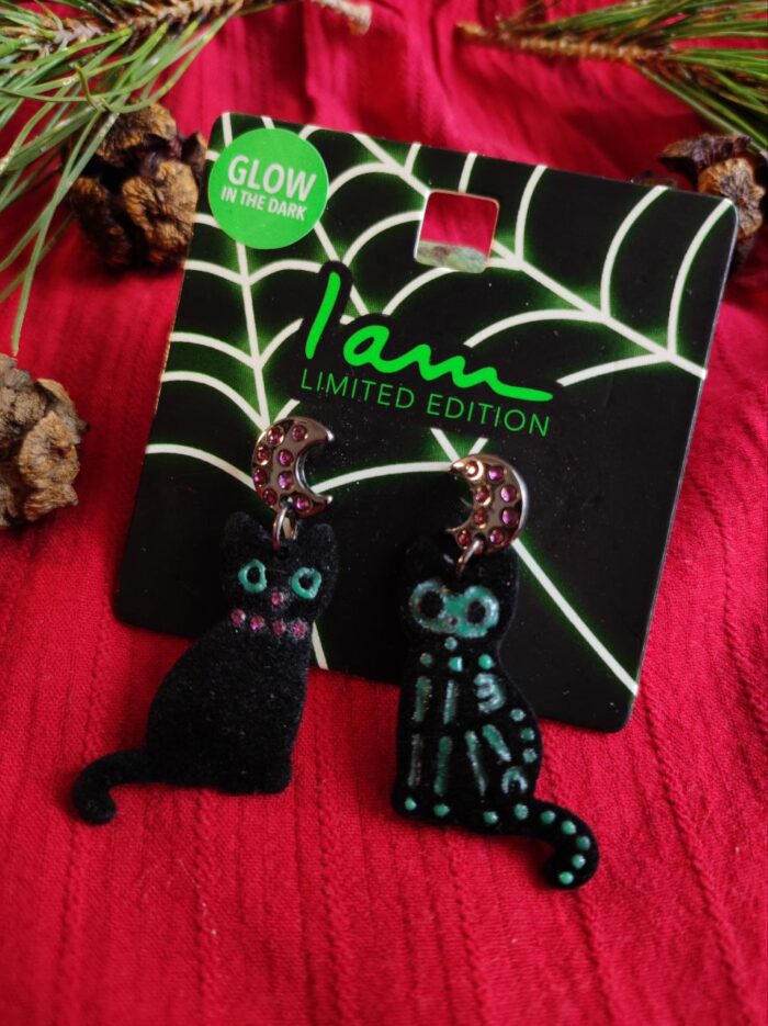 گوشواره گربه دارک