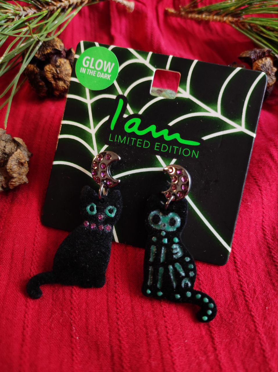 گوشواره گربه دارک - Image 1