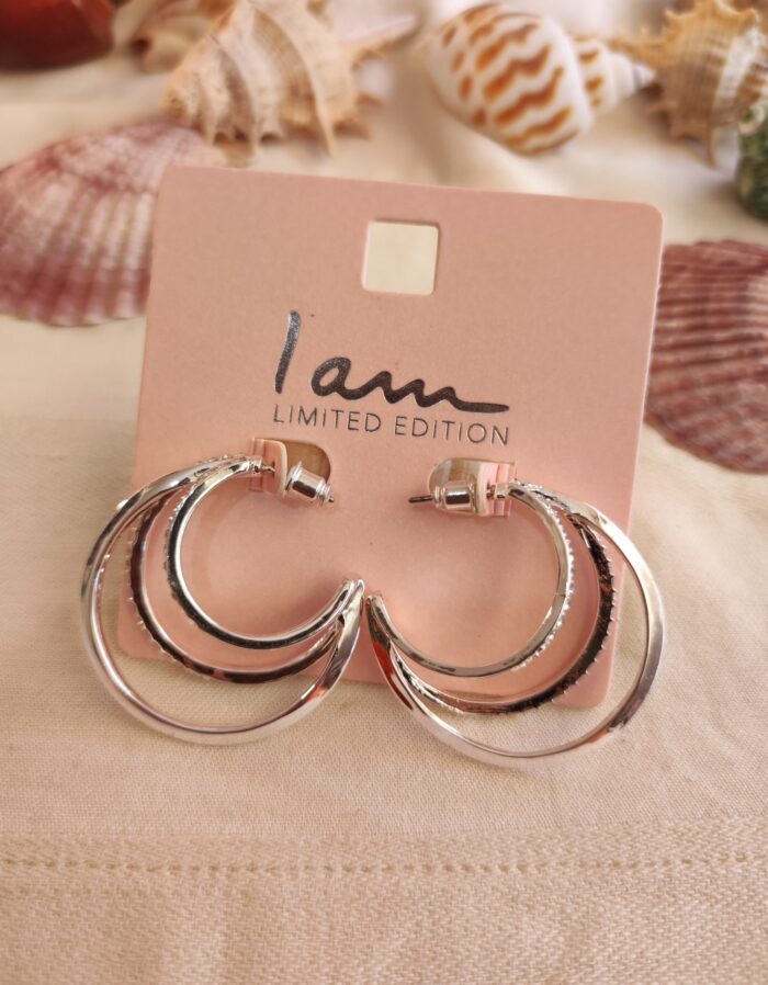 گوشواره نیم حلقه مدرن