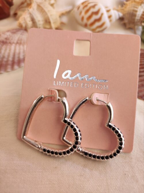 گوشواره قلب سیاه