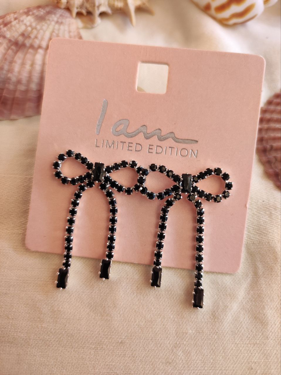 گوشواره پاپیون دارک